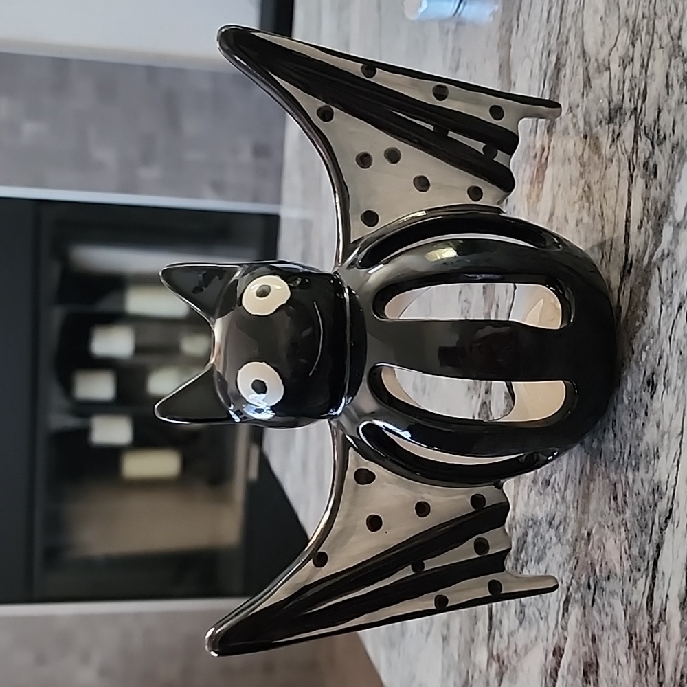 Bat Halloween Tea Light Candle Holder, Free Candles!